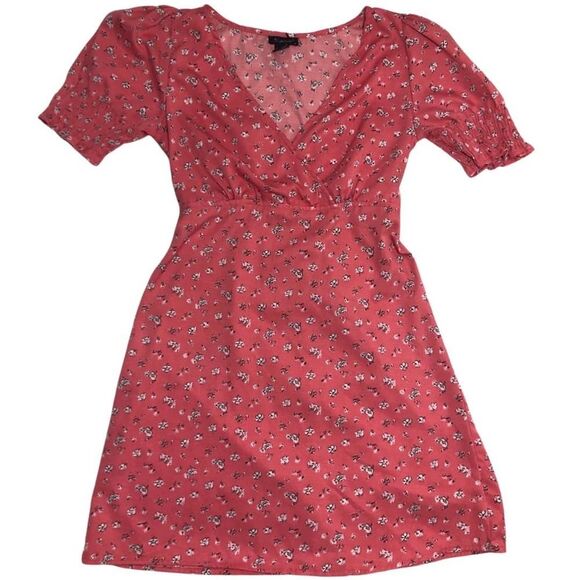 Style house Floral Flowy Dress Size 5 Short Sleeve Polyester - Picture 1 of 4